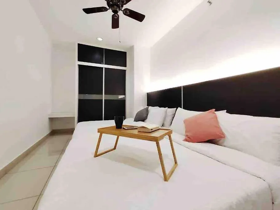 Luxury Seaview Penang Homestay @ Mansion One Gurney Pulau Pinang George Town 0*,